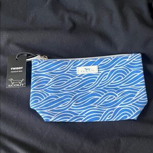 Scout Blue and White Wave Pattern Pouch